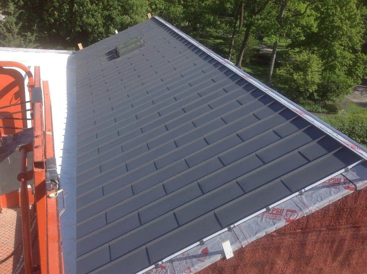 Metal Roofing - Chicago IL