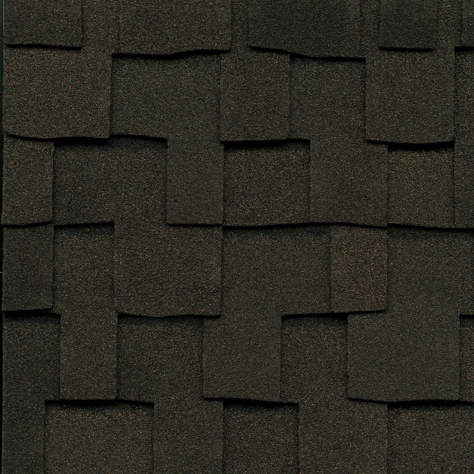 Close-up photo of GAF's Grand Sequoia Autumn Brown shingle swatch
