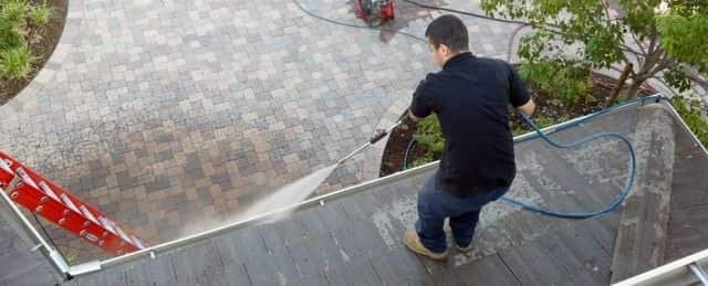 Professional Gutter Cleaning Contractor