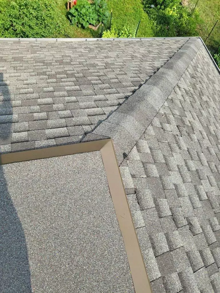 GAF asphalt shingles roof corner