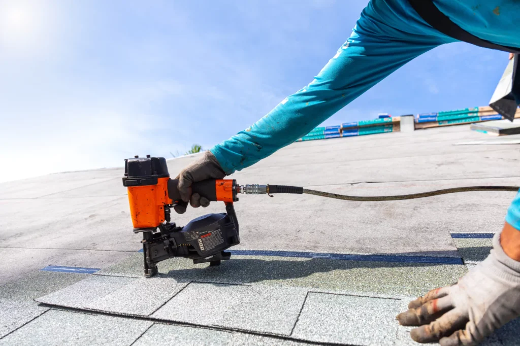Roofing nails for nail gun