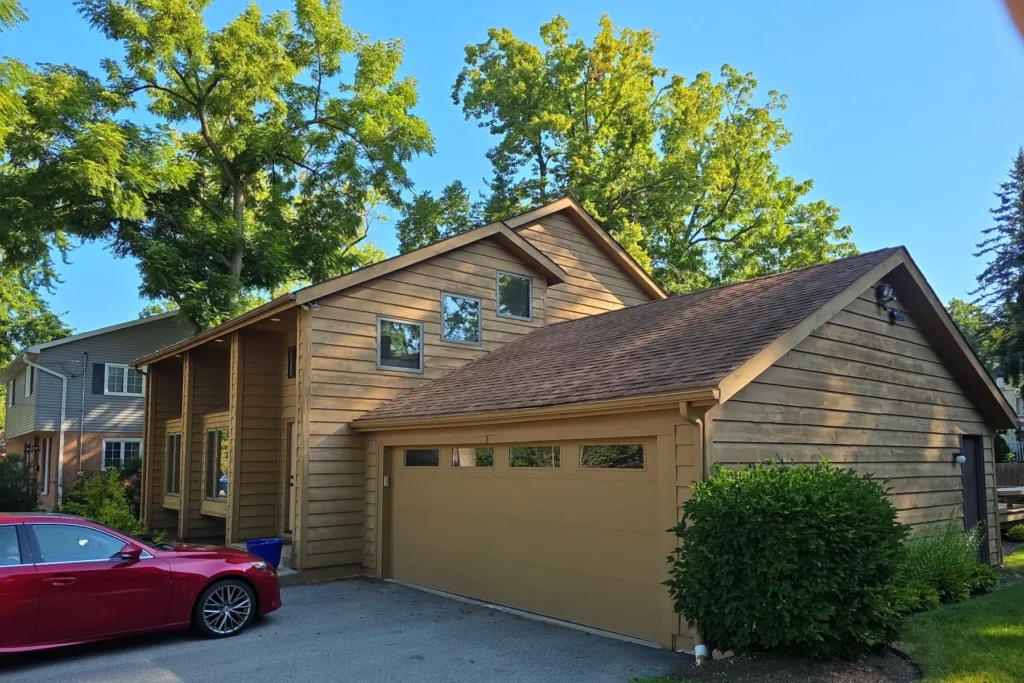 wood siding contractor