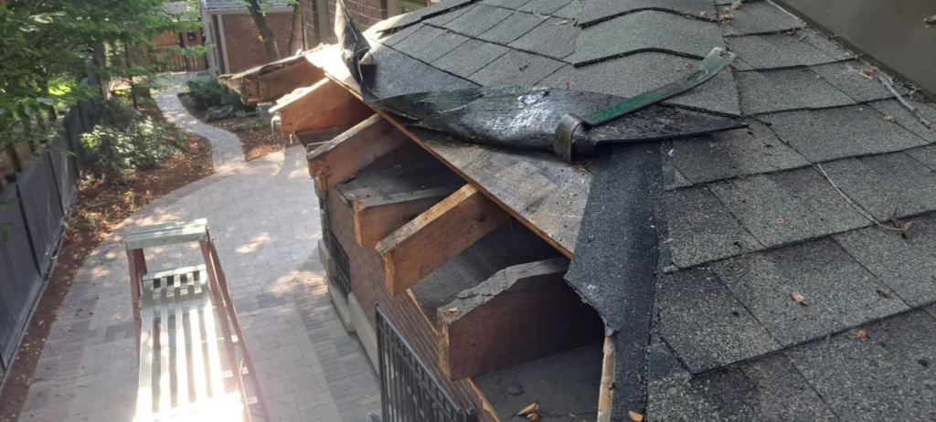 roof without ice barrier felt